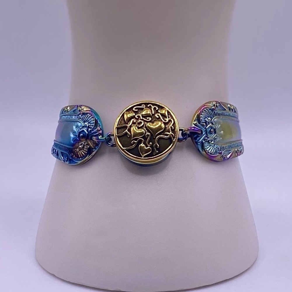 Snap Jewelry Boho Bangle Retro Bracelet w/18mm Brass colored heart Snap! NWT
